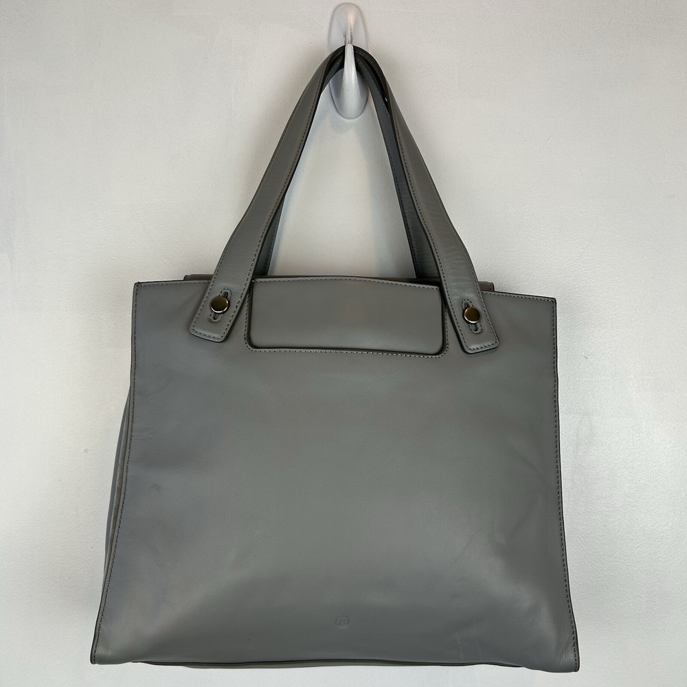 Treasure Bond Purse Gray Leather Shoulder Bag Handbag Heavy Classic Minimal Read
